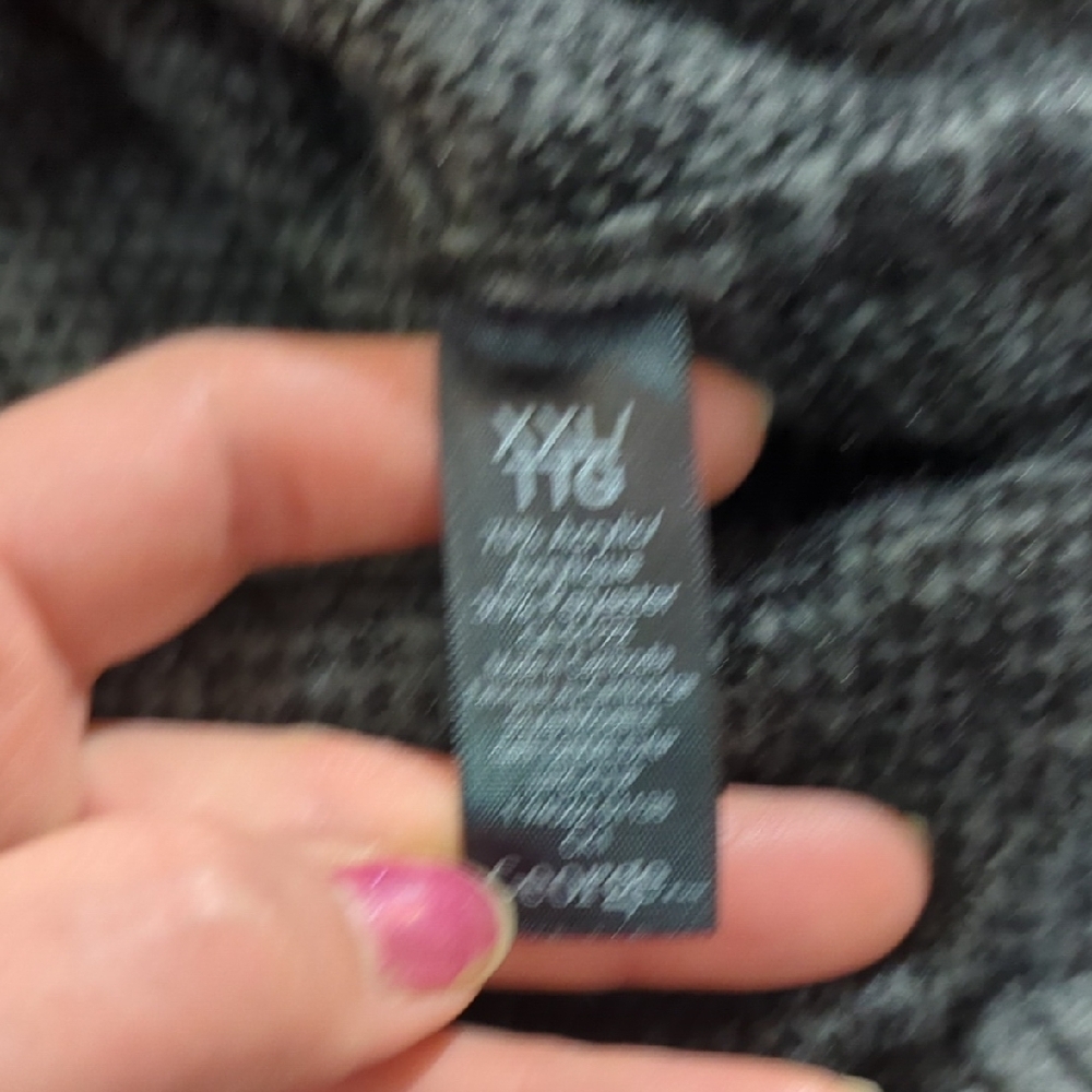 6/$15 Cozy Leopard Print Crewneck Sweater – Gray/Black (XXL) | By George - Picture 12 of 15